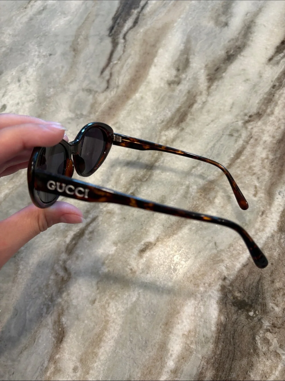 Vintage Designer Tortoiseshell Oval Women’s Sunglasses